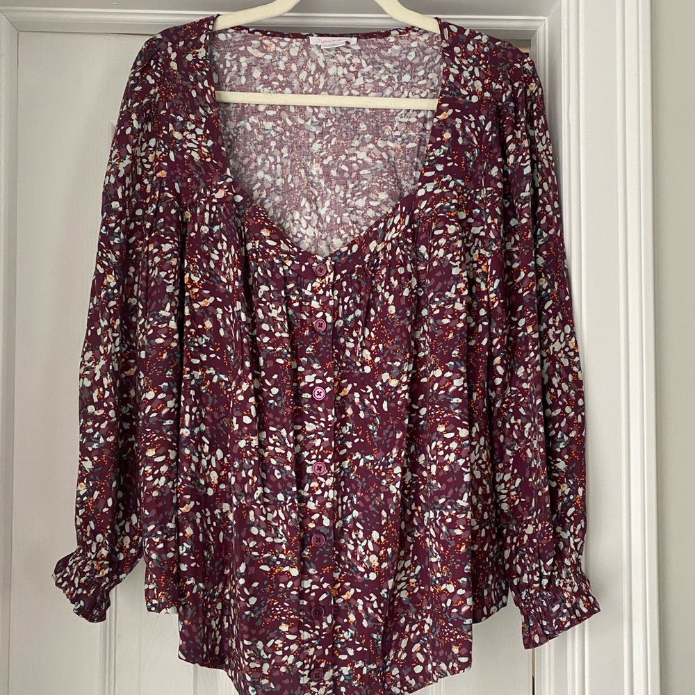 Ingrid & Isabel Button Front Maternity Sweetheart Top Size Medium